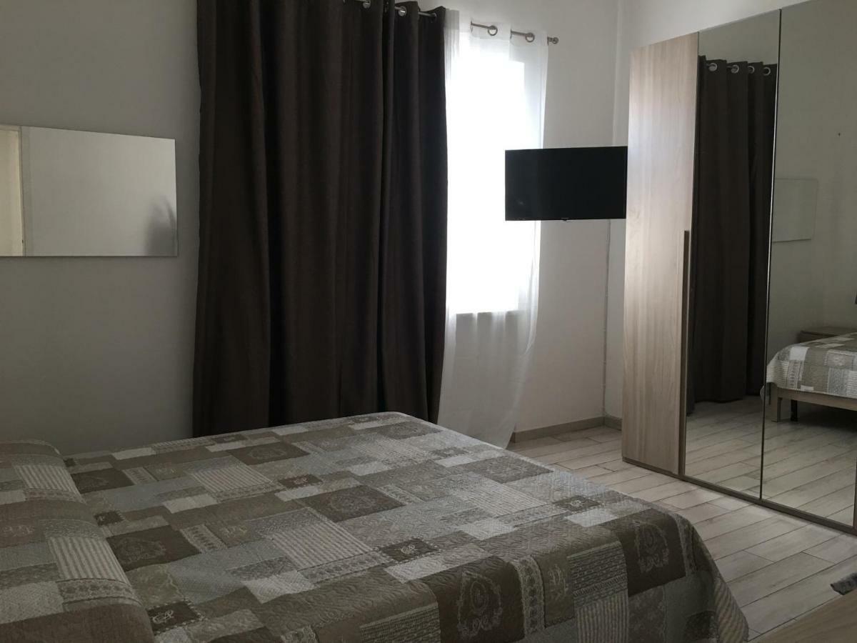 Bed&Beach Скаурі Екстер'єр фото
